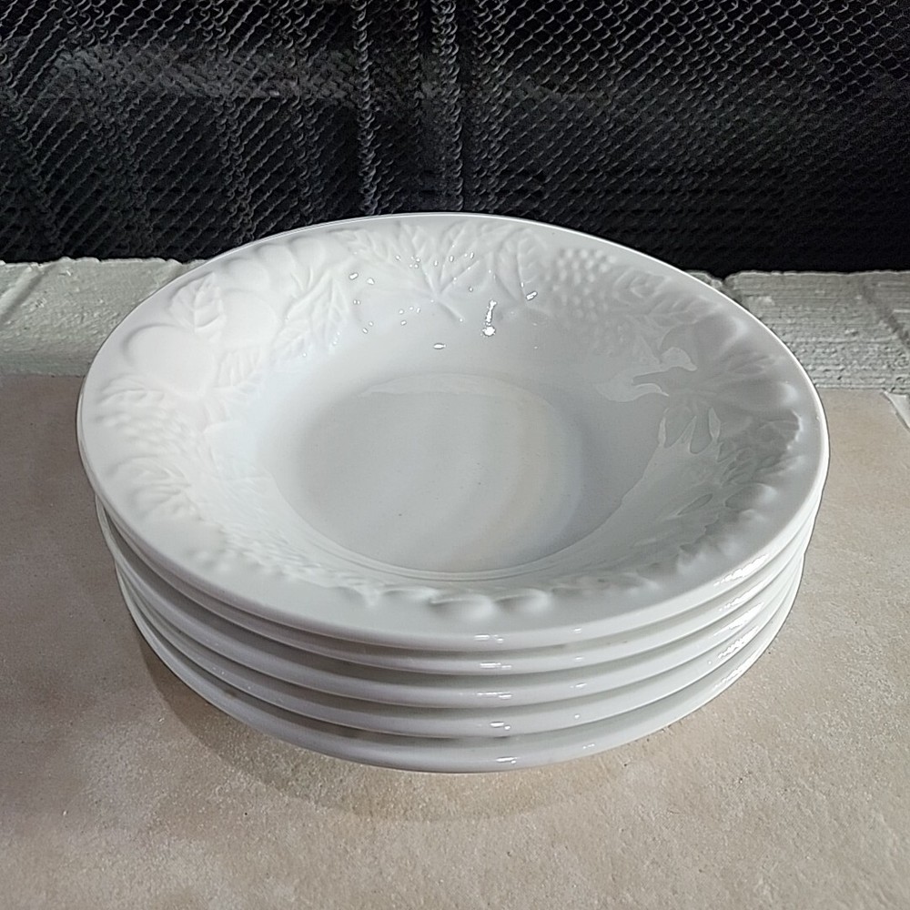 Set of 5 Gibson Housewares Approx. 8