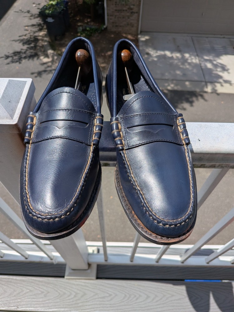 GH BASS Weejuns Navy Blue Loafers for Men Size 9D
