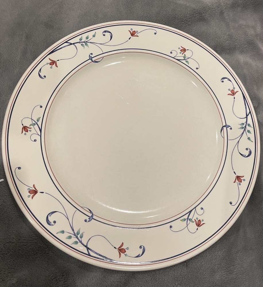 Mikasa Intaglio Annette  Dinner Plate 11