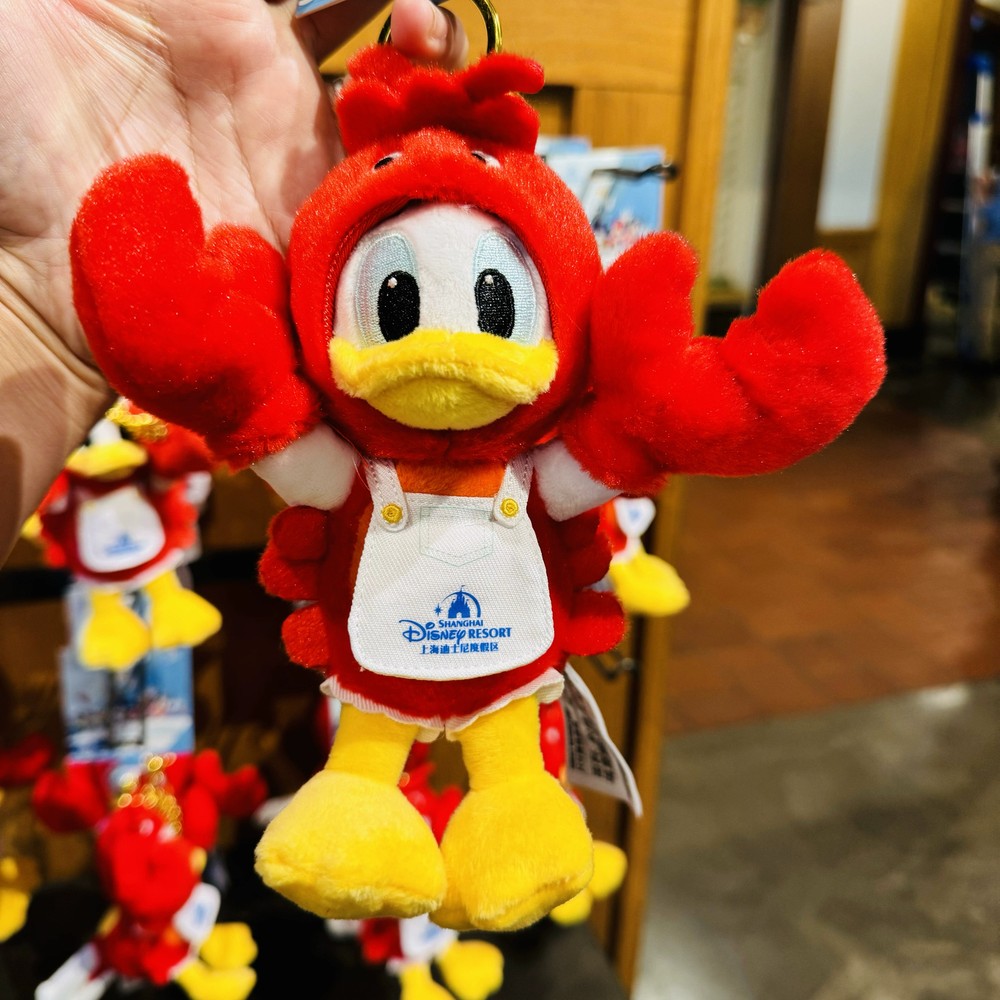 2024 Shanghai Disney Donald Duck Crayfish Plush Keychain
