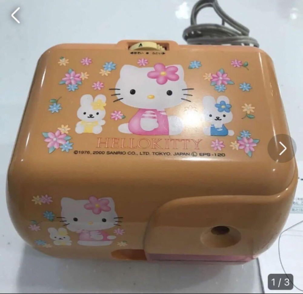 Heisei Retro Sanrio Hello Kitty Electric Pencil Sharpener