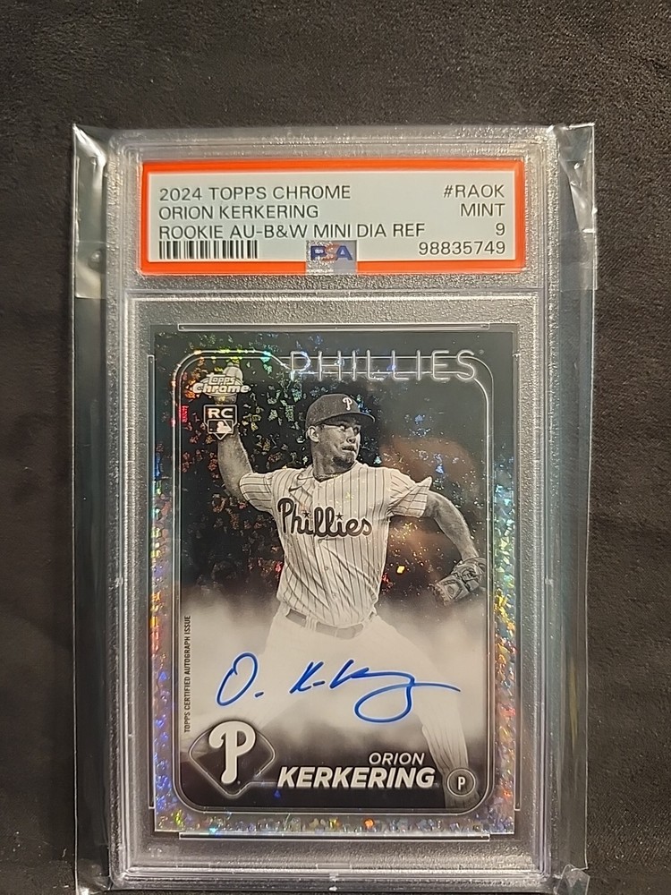 2024 Topps Chrome Rookie Autographs Black and White Mini-Diamond Orion Kerkering