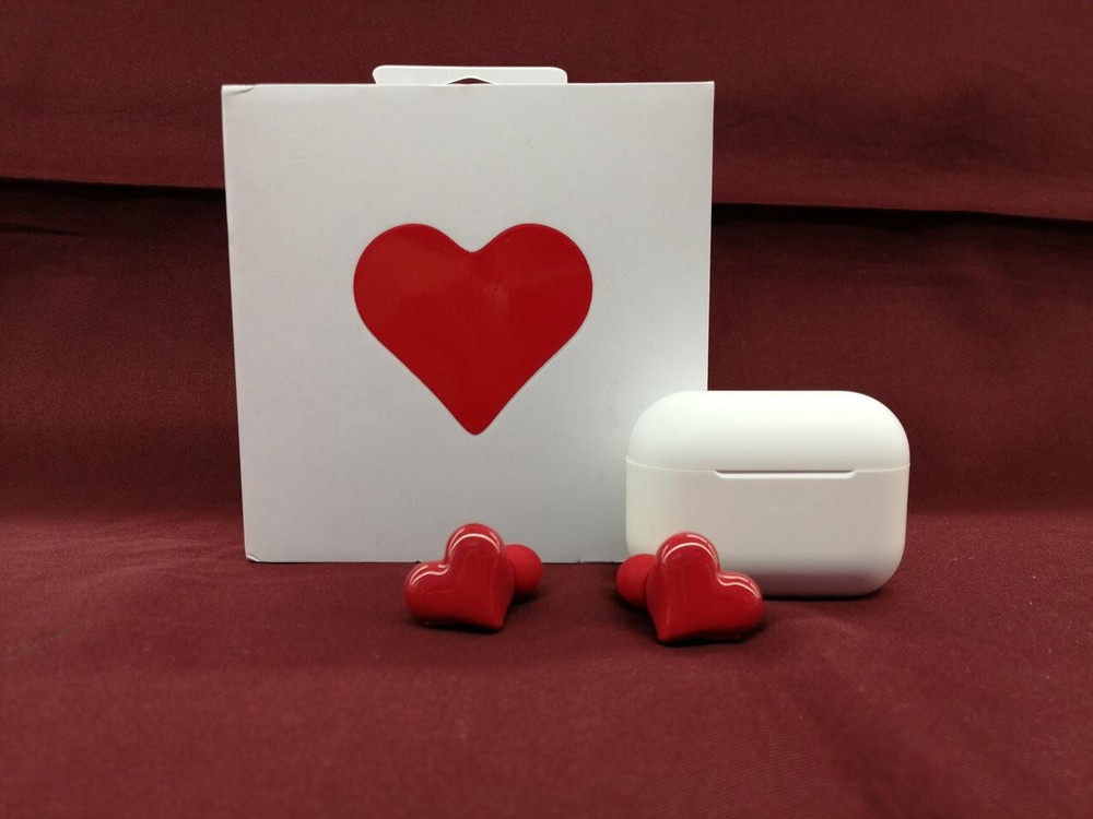 Softbank Heart Buds Wireless Earphones Red with 6mm Dynamic Drivers