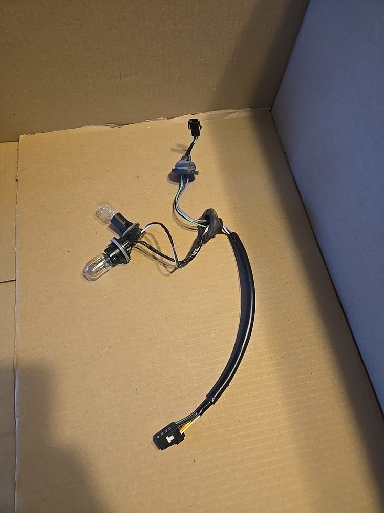 OEM Taillight Wiring Harness Driver Left Side Hand 26253087 179
