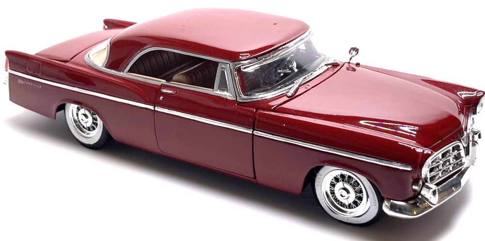 Chrysler 300B 1956 Diecast Car Burgundy Red 1:18 Maisto 1/18 Scale
