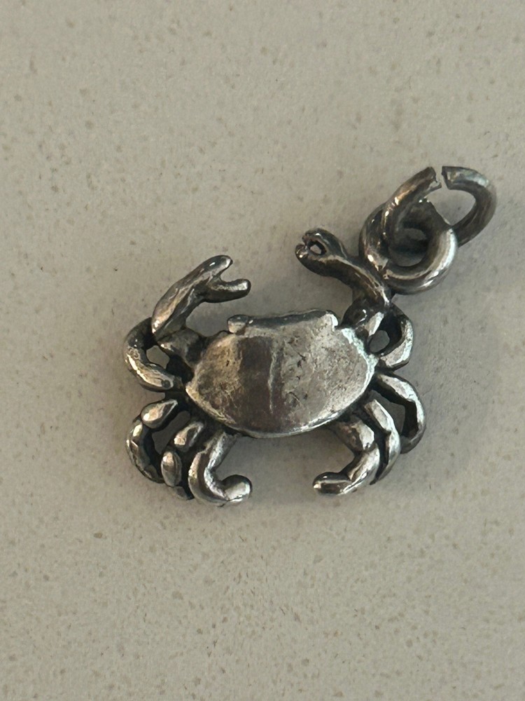 Vintage Sterling Silver 2D Ocean Crab Charm - 1.65g