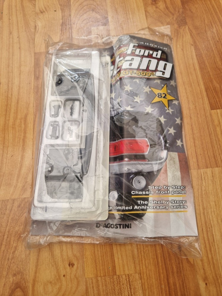 1/8 DEAGOSTINI BUILD YOUR OWN FORD MUSTANG 1967 SHELBY GT-500 ISSUE 82 INC PART