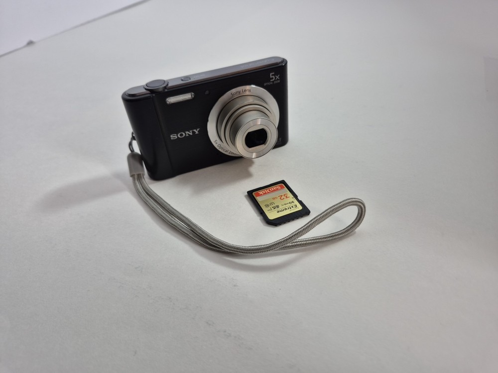 Sony Cybershot DSC-W800 20.1MP Digital Camera for Parts or Repair
