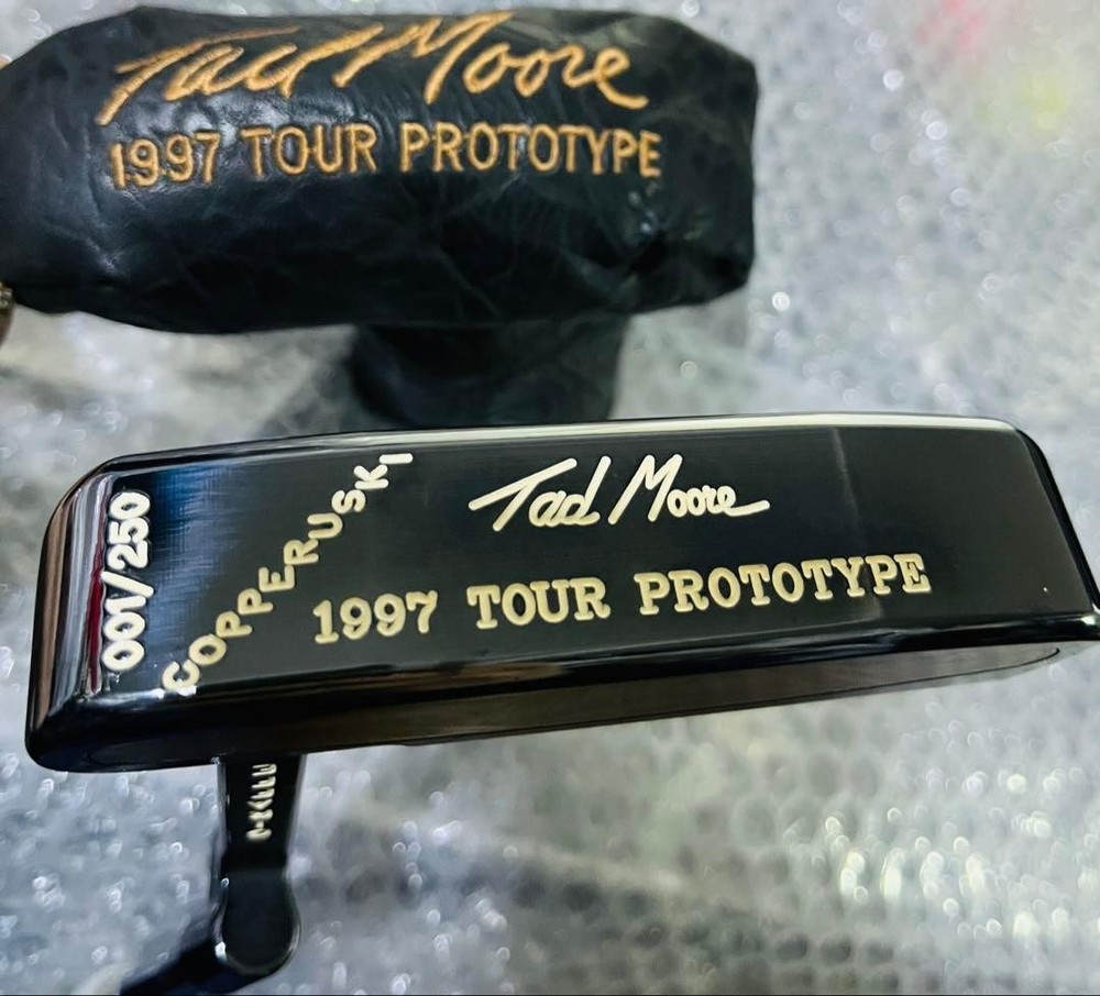 Tad Moore GIRAFFE TOUR PROTOTYPE 001/250 Putter Used From Japan