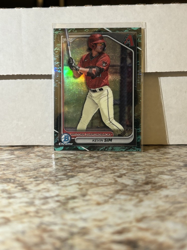 2024 Bowman Chrome #BCP-34 Kevin Sim Prospects Lunar Green Refractor #085/125