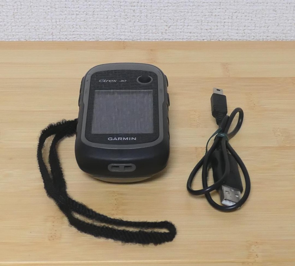 Garmin eTrex 30 GPS Handheld Device English Version