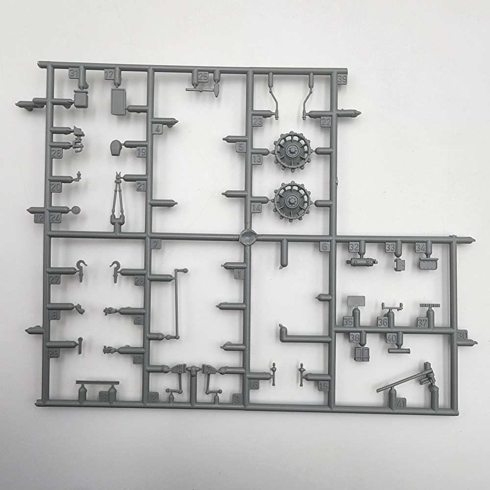 1/35 Dragon Sd.Kfz. 253 Leichter Beobachtungspanzer Incomplete Parts Sprue A