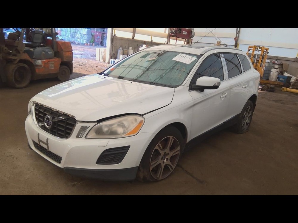 (LOCAL PICKUP ONLY) Driver Left Rear Side Door XC60 Fits 09-13 VOLVO 60 SERIES 6