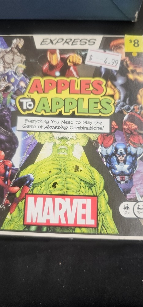 Juego de Cartas Apples to Apples Edición “MARVEL” - Edades 12+