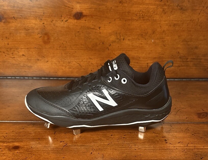 New Balance Women’s Fresh Foam Velo V2 Metal Softball Cleats Shoe Black/ White