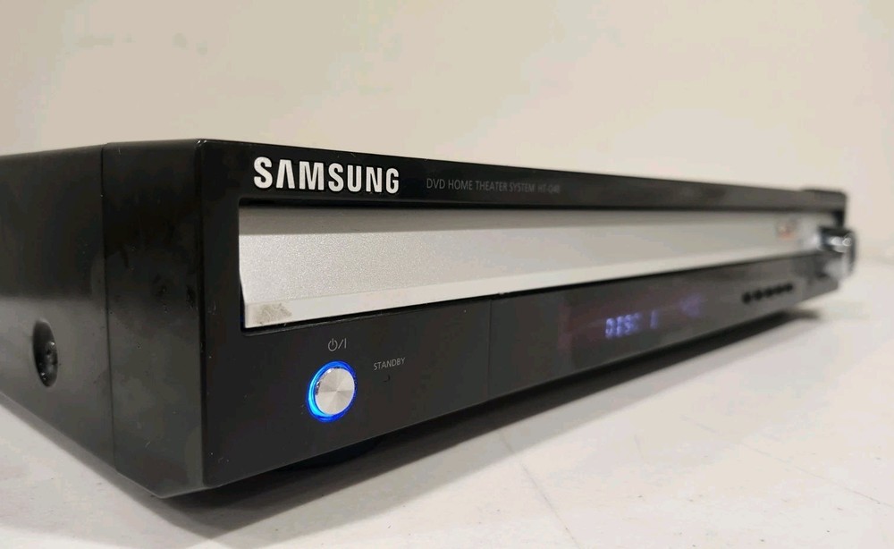 Samsung HT-Q40 5-Disc DVD Home Theater with Dolby Digital and Progressive Scan