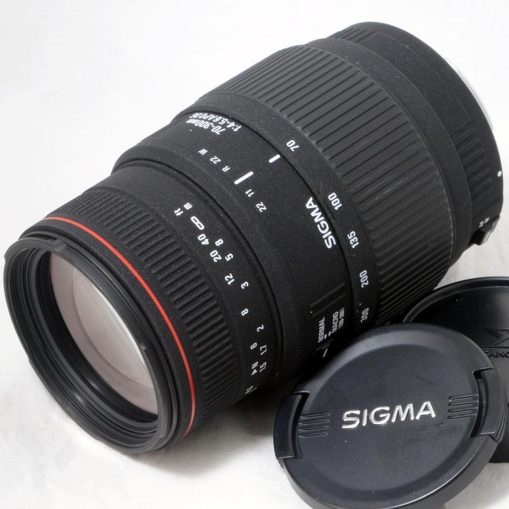 Sigma 70-300mm APO DG Macro Lens for Canon EF Mount - Pre-Owned