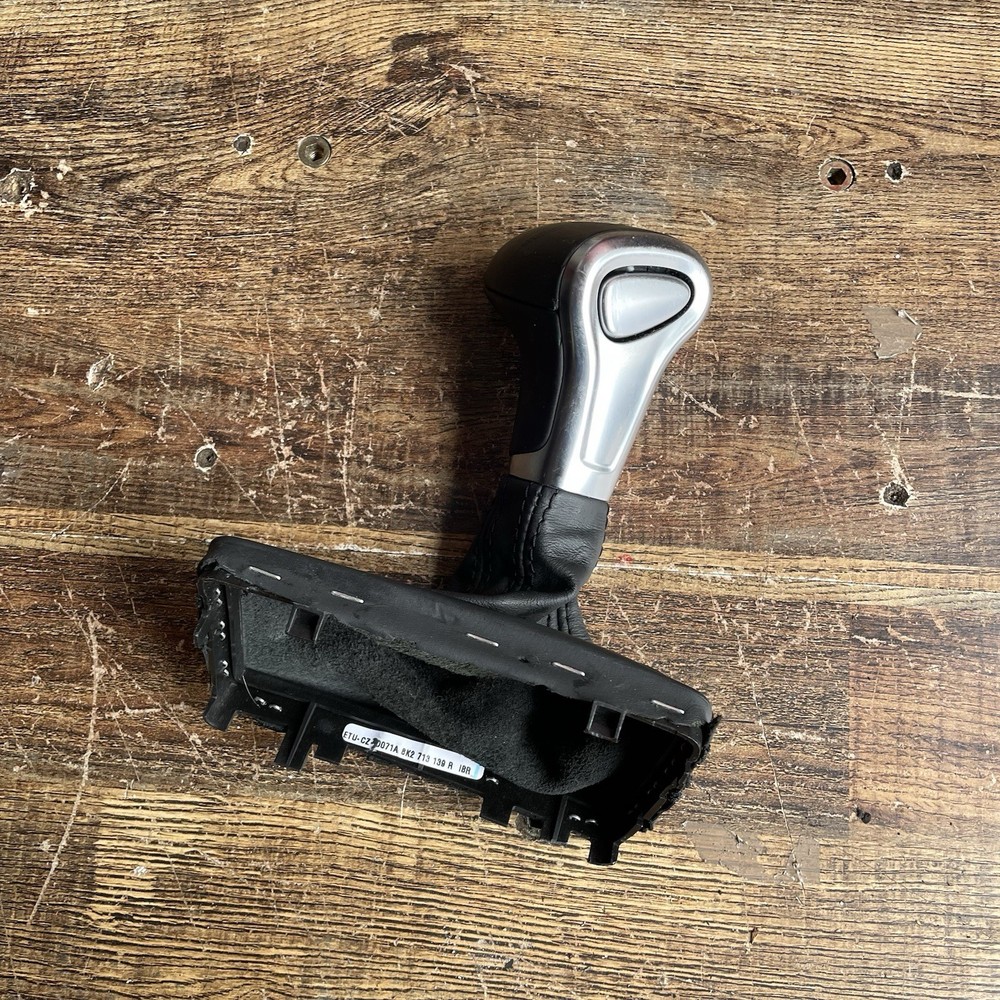 AUDI Q5 8R A5 8T A4 B8 A6 AUTOMATIC DSG T TRONIK GEAR KNOB LEATHER 8K2713139R