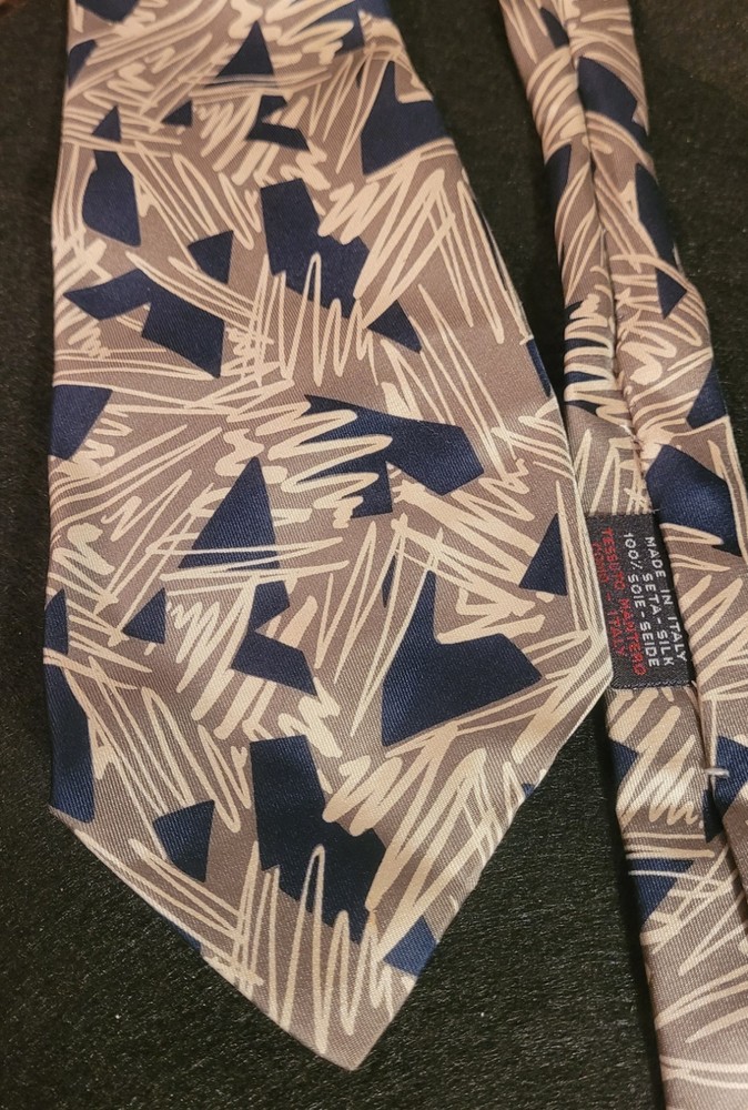 Ungaro Paris Men's Silk Tie Made In Italy