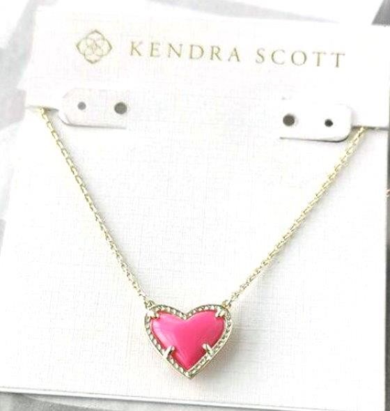 😍 Kendra Scott Ari Heart Silver necklace pendant neon Pink Magnesite new
