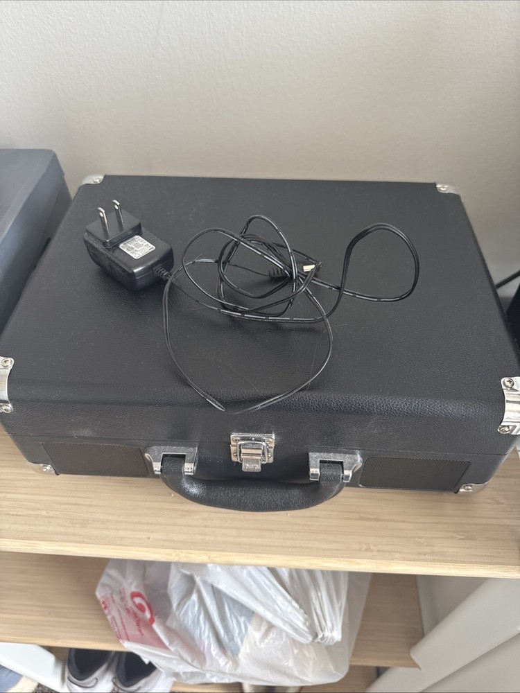 Victrola VSC-550BT-BK Bluetooth 3-Speed Turntable in Black