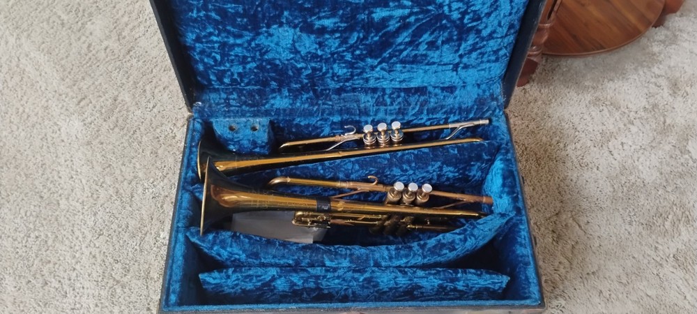 2 Martin Trumpets Imperial & Committee - Double Case