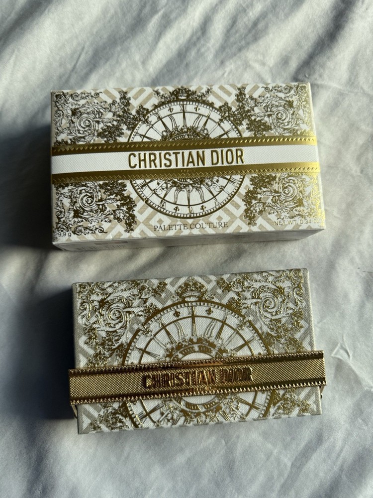 DIOR 2024 Holiday Limited Edition Eyeshadow Palette in Couture Case