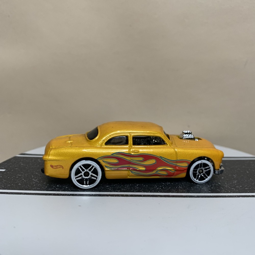 CUSTOM* Hot Wheels First Editions Shoe Box Yellow Mtflk w/PR5 White Walls NM