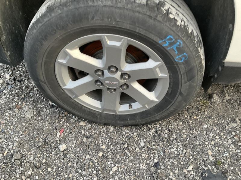 18x7.5 6-Spoke Wheel VIN J 11th Digit Fits 13-17 GMC Acadia 4548089