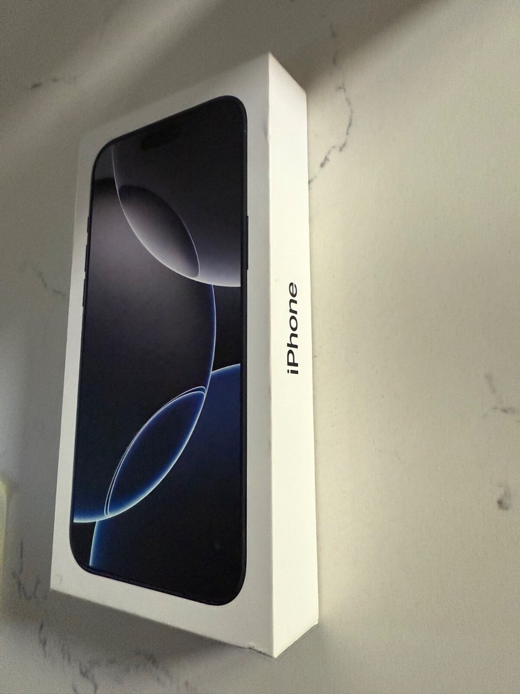 Apple iPhone 16 Pro Max w/ TikTok installed great price256 GB - Black (T-Mobile)