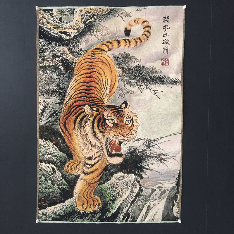 Handicrafts Brocade Embroidery Roaring Mountains Ready To Collapse Decorations