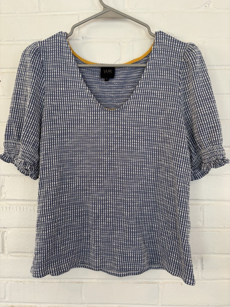 Anthropologie W5 Women’s Size Large Blue & White Striped Short Sleeve Top Blouse