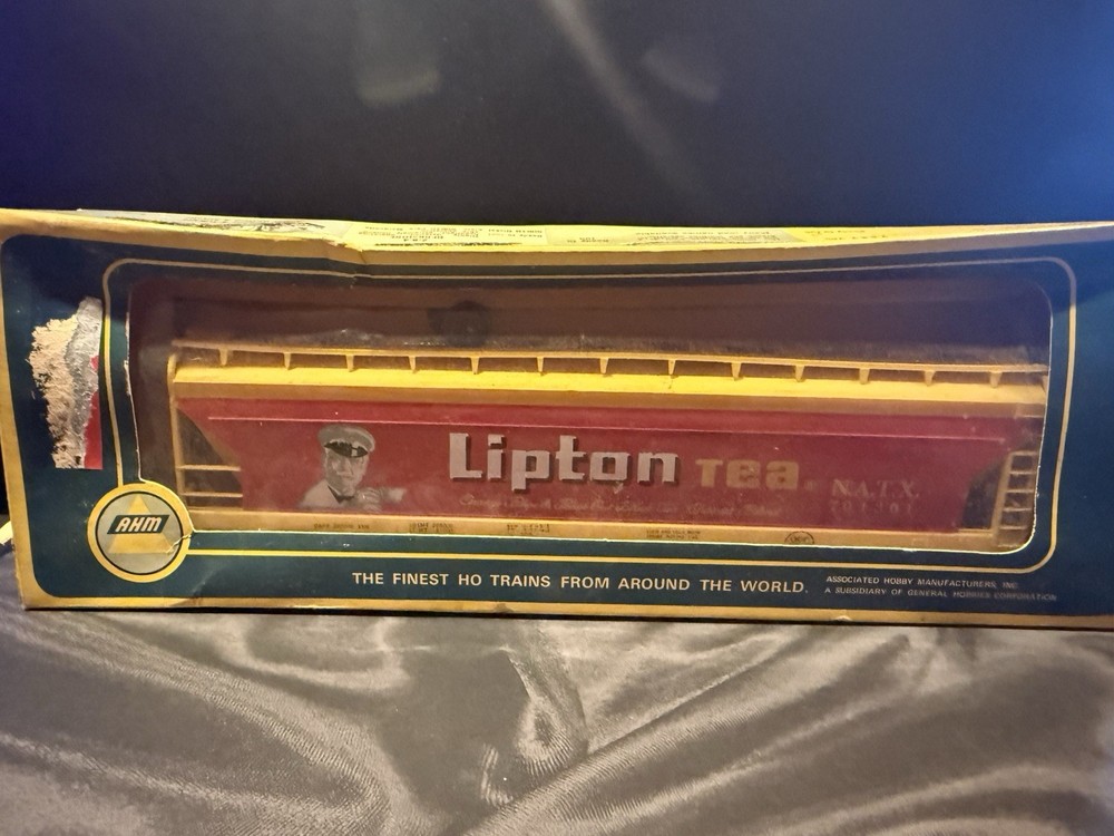 Vintage AHM HO Scale Lipton Tea Advertising Hopper Car N.A.T.X. 701301 w/ Box