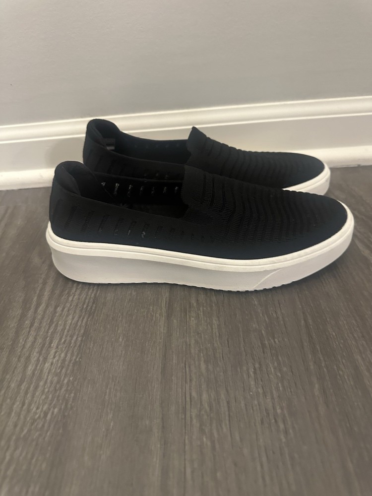 Skechers Air Cooled Women’s Black Slip On  Shoes Size 7