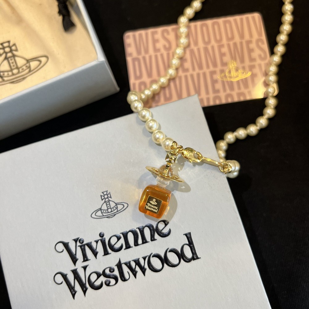 Vivienne Westwood Gold Tone Pearl Perfume Pendant Choker Necklace With Box 358