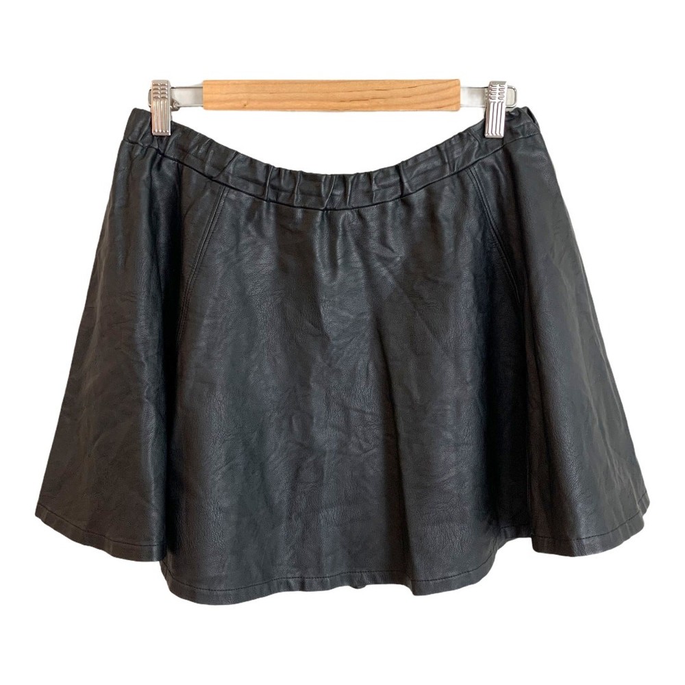 Vegan Faux Leather Skater Skirt Black Large by T Bags Los Angeles