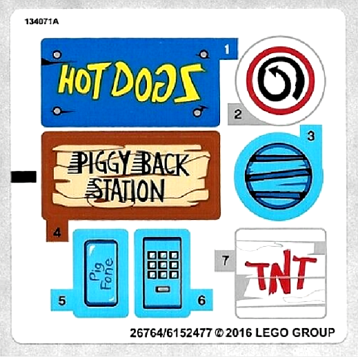 LEGO The Angry Birds Movie: Pig City Teardown (75824)