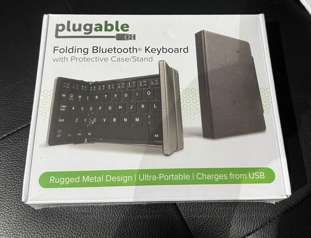 Plugable Ultra-Light Bluetooth Foldable Keyboard for 10-Inch Devices