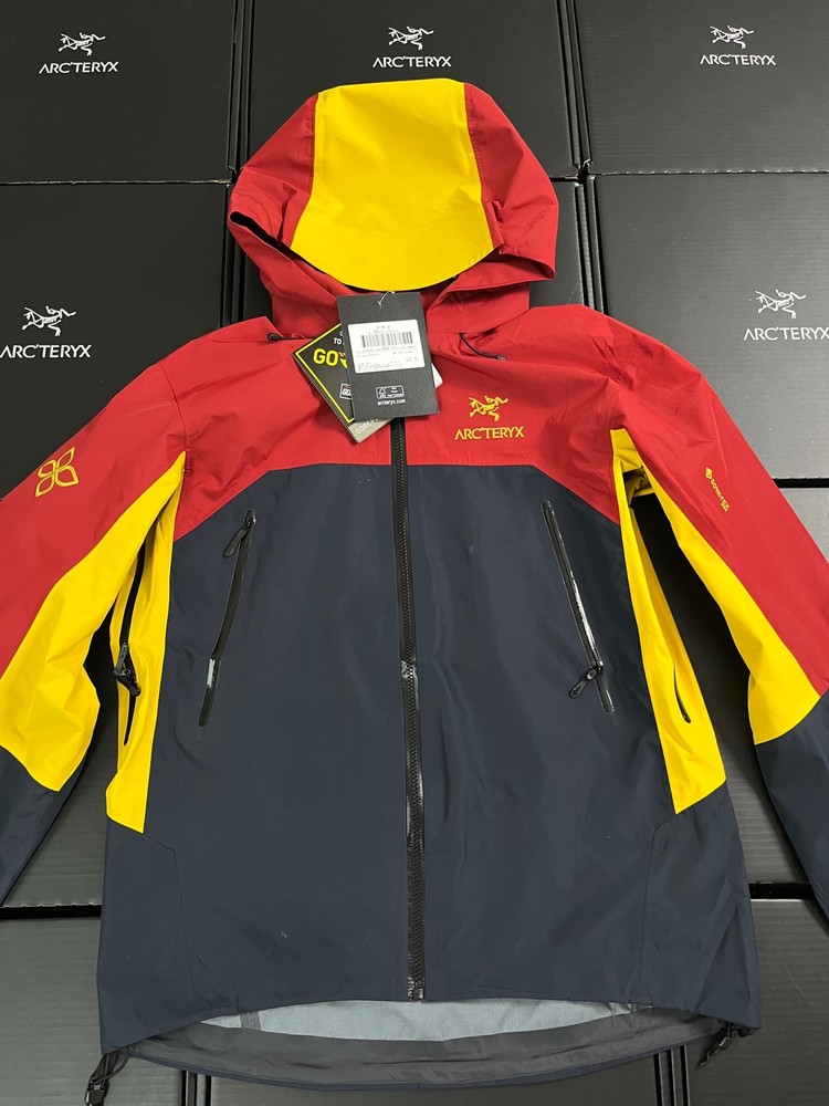 Arc Songtsam Waterproof Windproof Hiking Shell Jacket for Outdoor Adventures