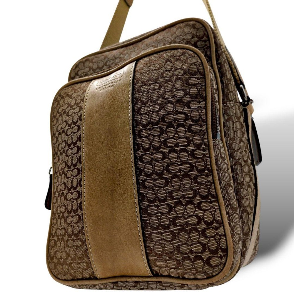 Coach Signature Canvas Shoulder Bag in Beige - Authentic Style G06243526
