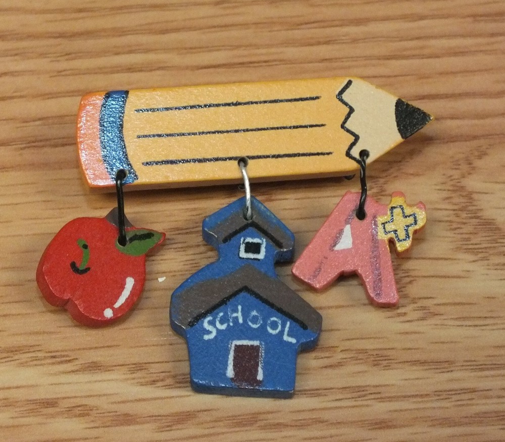 Unbranded Back To School Teacher Decor Pencil Apple School House & A+ Pin!-image