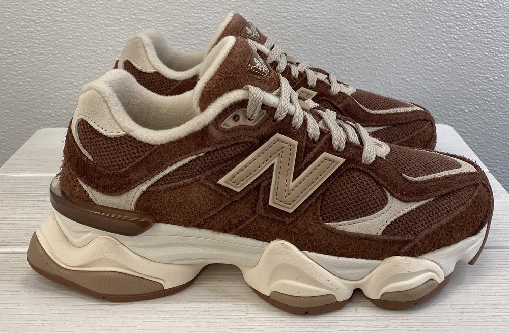 New Balance 9060 Unisex M6 W7.5 Timber Wolf/Rich Oak Suede Mesh Casual Sneakers