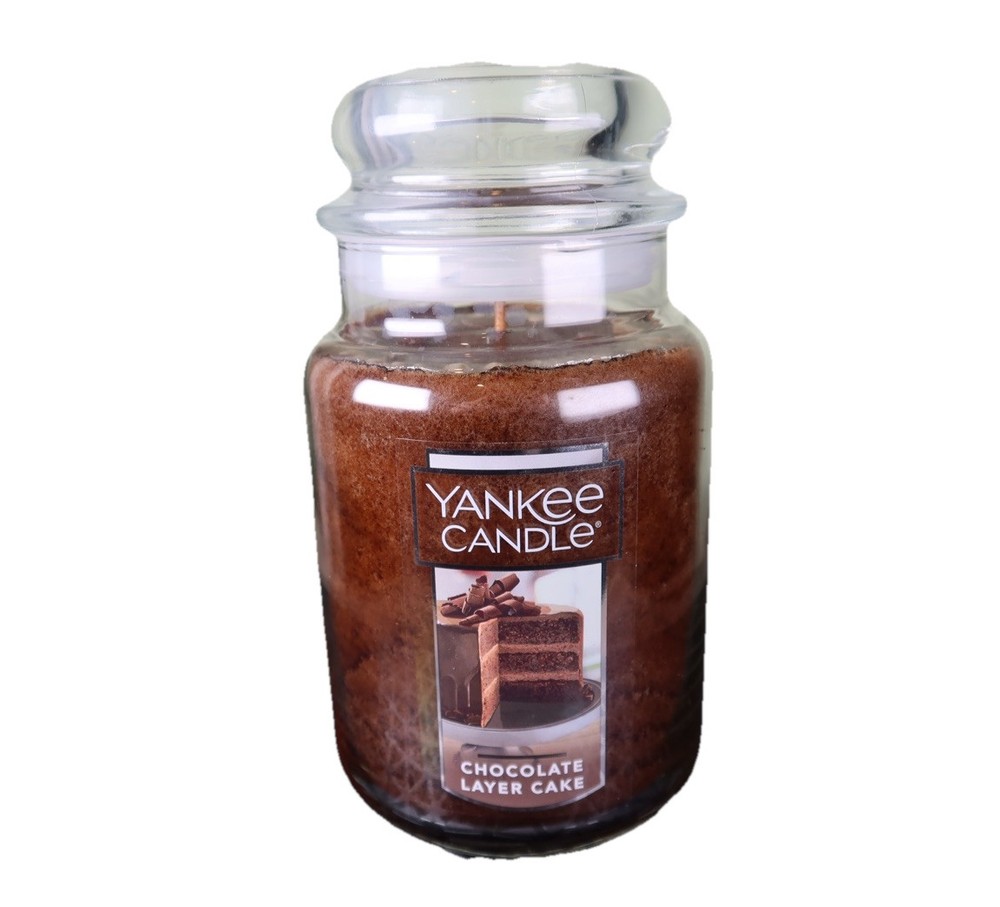 NEW 22 Oz Large Chocolate Layer Cake Yankee Candle Unused Fresh Fragrance