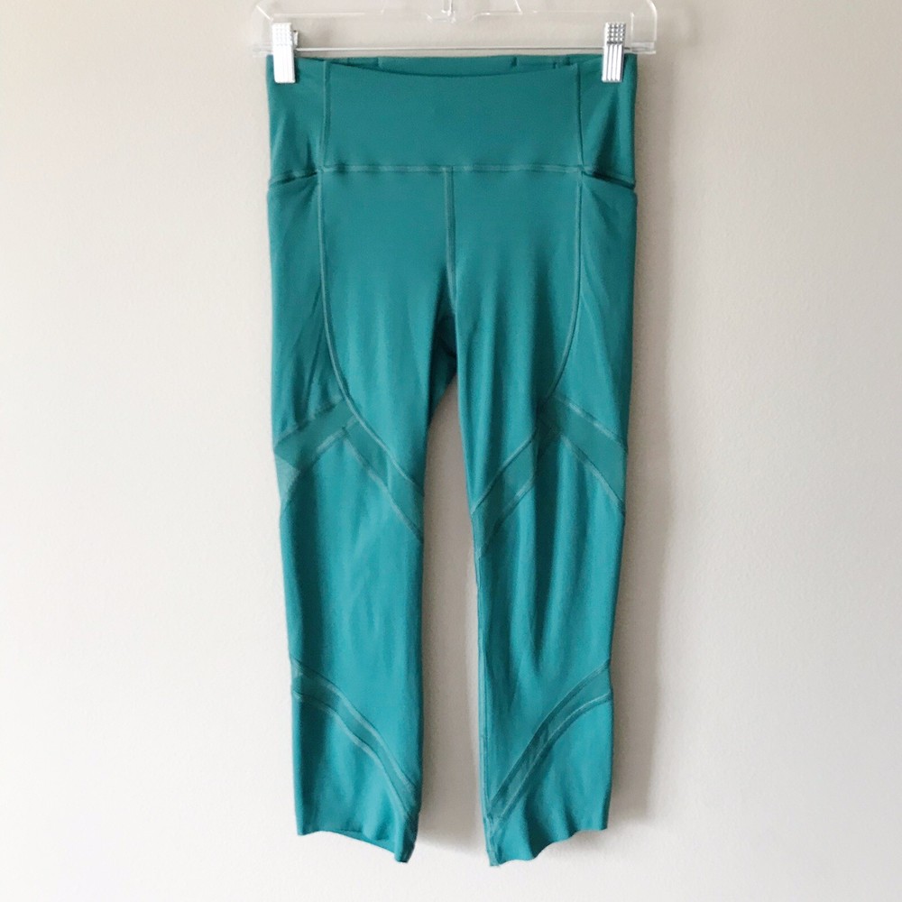Lululemon On Pace Crop 21” Deep Cove Green Size 4 Nulux Stretch Pockets Running
