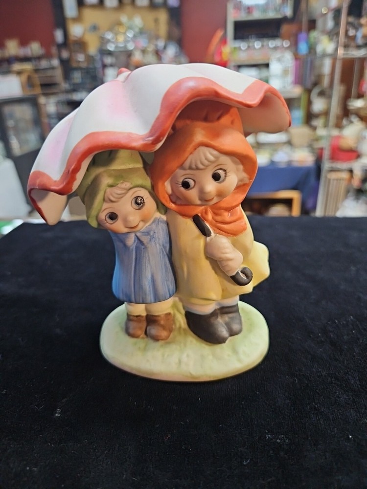 Vintage Ceramic Rainy Day Friends Under Large Umbrella Collectible Figurine