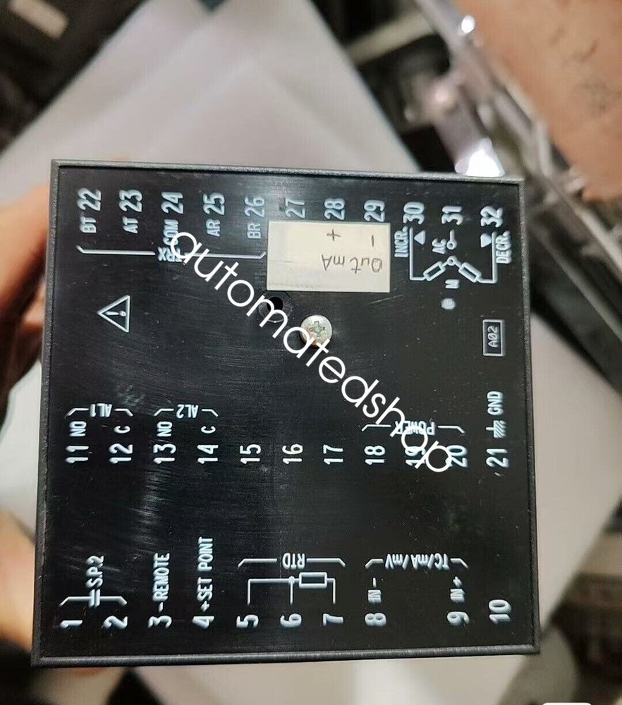 1pc NEW MCS209203213 temperature controller Shipping DHL or FedEX