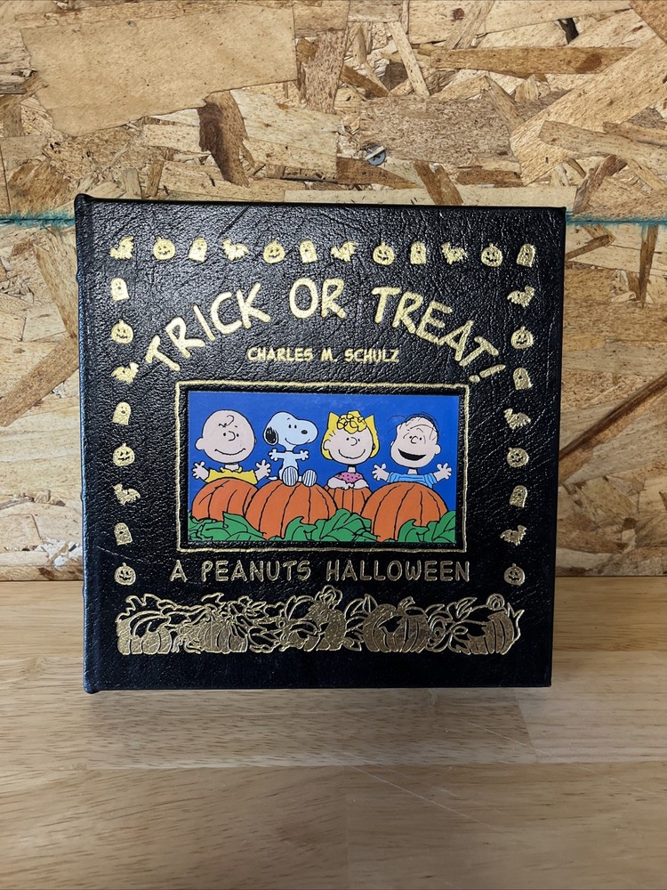 Peanuts Halloween Trick or Treat Easton Press Hardcover 2005 Charles M. Schultz
