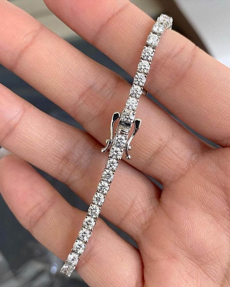 8Ct Round Cut Lab Created Moissanite 7