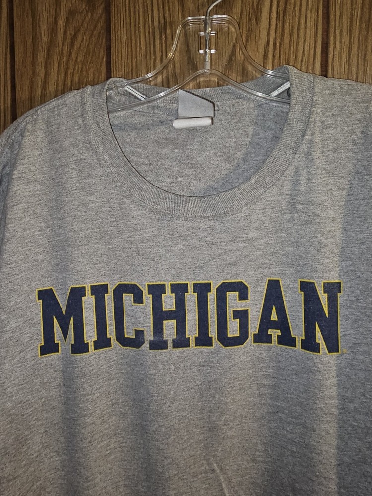 University Of Michigan Older Style 2xl Xxl Mens Gray Graphic Logo Long Sleeve