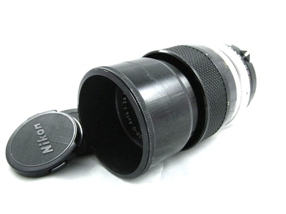 Nikon Nikkor Non-AI 135mm F2.8 Prime Camera Lens